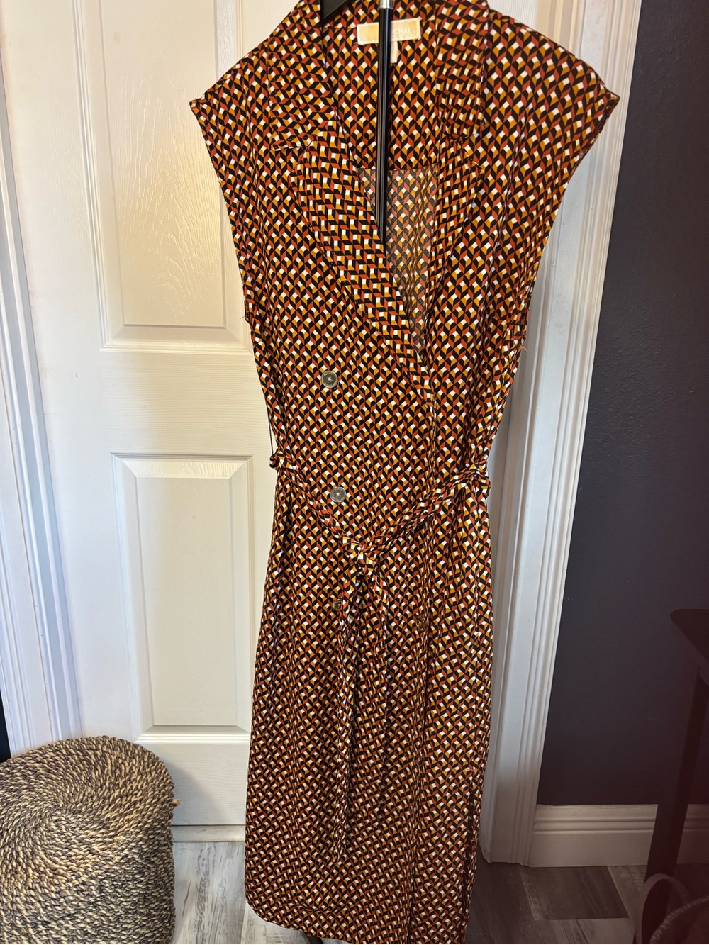 Michael Kors Brown Geometric Sleeveless Wrap Midi Dress - Picture 4 of 9
